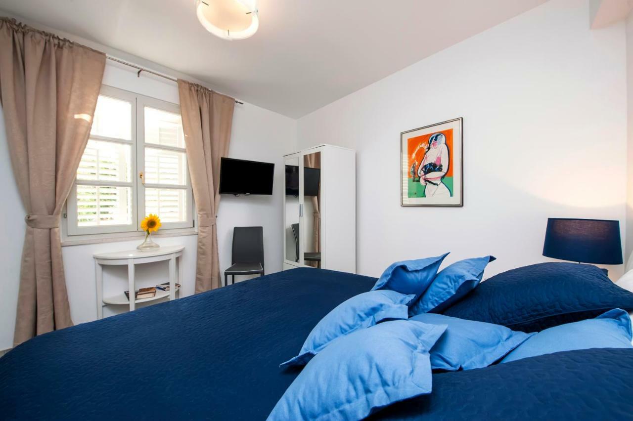 Seaview House Rosali Βίλα Ρόβινι Εξωτερικό φωτογραφία