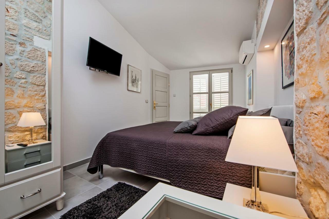 Seaview House Rosali Βίλα Ρόβινι Εξωτερικό φωτογραφία